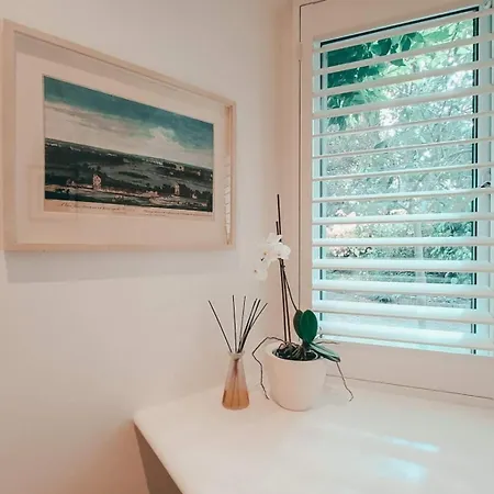 The Sandy Studio Flat In Petersham Strawberry Hill Exterior photo